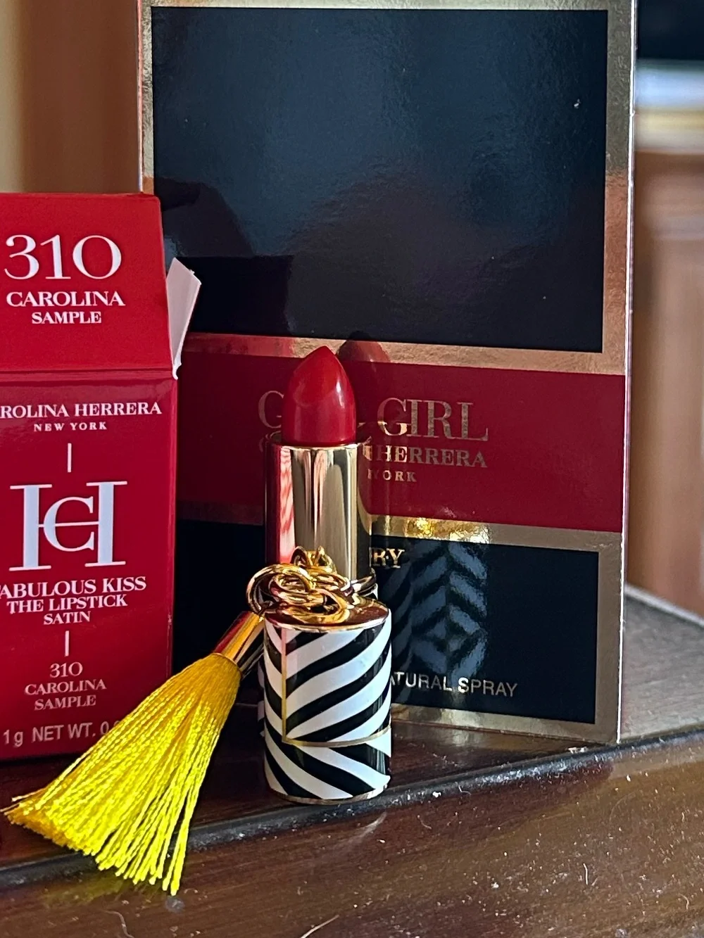 Carolina Herrera Mini Lipstick Red 310 Satin